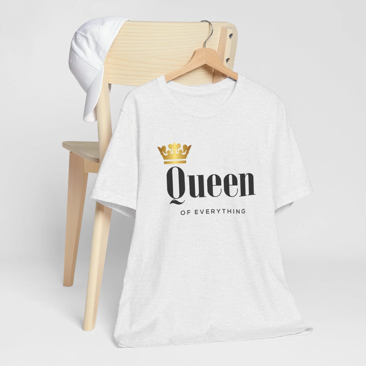Queen of Everything T-Shirt - Funny Couples Valentines Day Shirt - Unisex Romantic Tee for Her - Matching Couple Gift Shirt - Image 4
